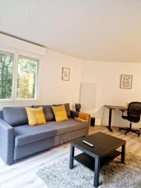 Charmant Studio au Cœur de Boulogne avec jardin